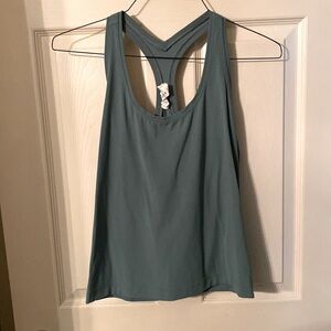 Lululemon sports top